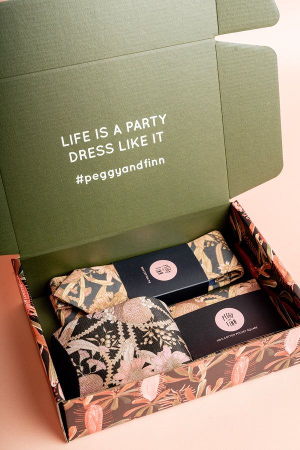 Peggy And Finn Spotted Gum Tie Gift Set In Green